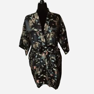 Black Silk Short Robe